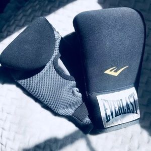 Everlast Gloves
